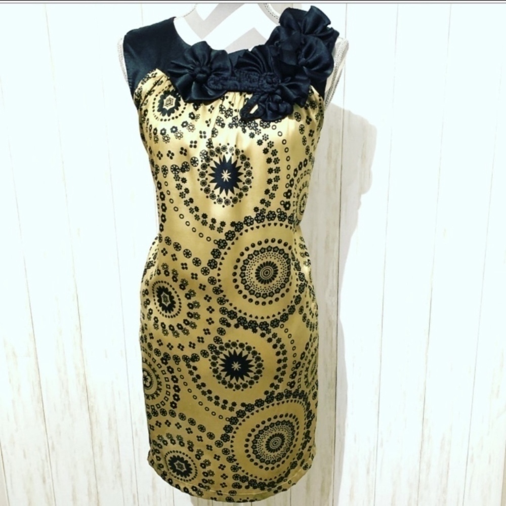 DEPT Gold and Black Dress With Pockets Size XS